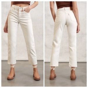 Levi’s Wedgie Straight Corduroy crop pants